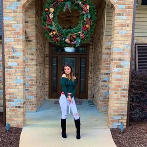 Meet your Posher, Lexi